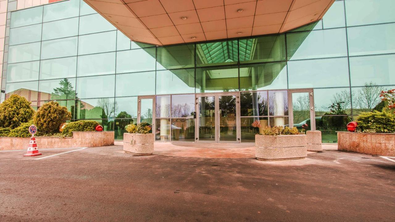 Sudului Aparthotel Бухарест Экстерьер фото