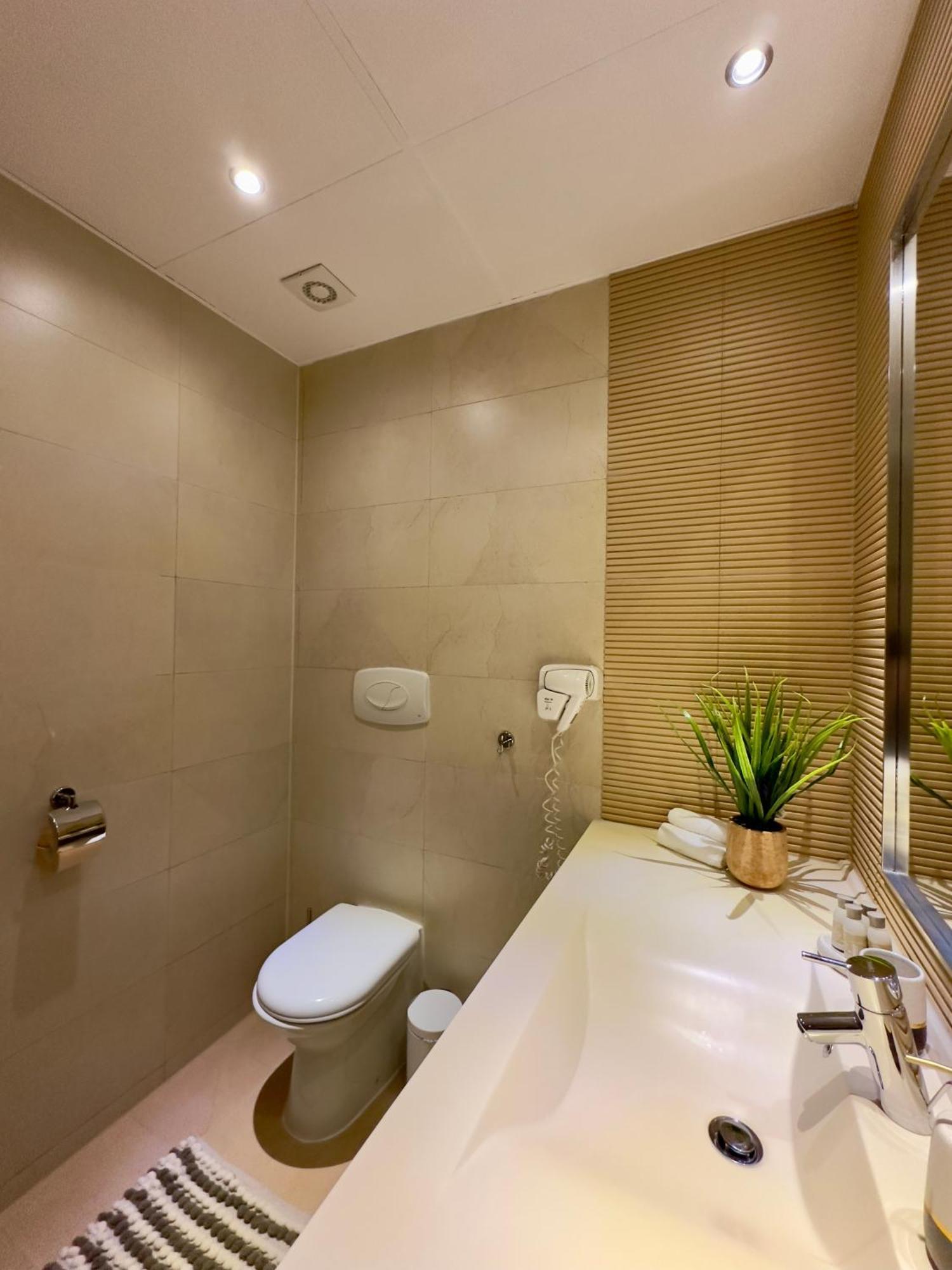 Sudului Aparthotel Бухарест Экстерьер фото
